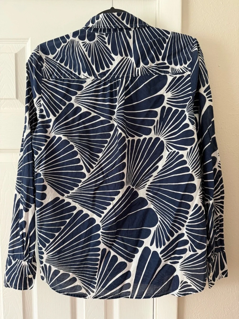 J. Crew Popover Navy Palm Print size Medium